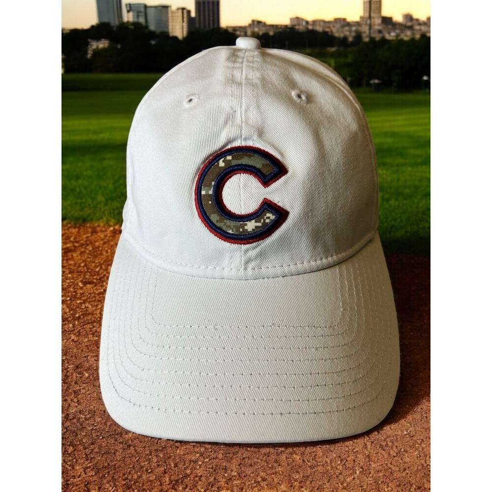 Chicago Cubs MLB New‎ Era 9TFORTY Women's Camo Logo Adjustable Strapback Cap